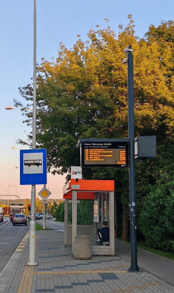 TIP – Tablica Informacji Pasażerskiej – jak odczytywać wyświetlane na niej komunikaty